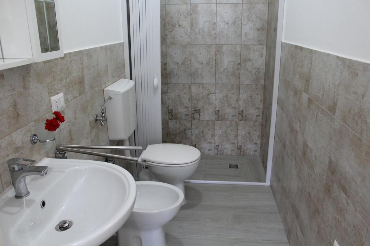אליסטה Villa Simonetta מראה חיצוני תמונה
